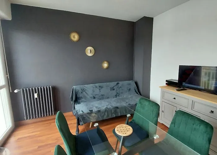 Appartement A 1Km De La Gare De Caen Et 9 Kms De La Plage